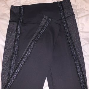 Lululemon power line pants!